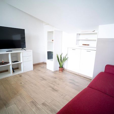 Flat With Terrace Close To Forum And Milanofiori Metro Assago Buitenkant foto