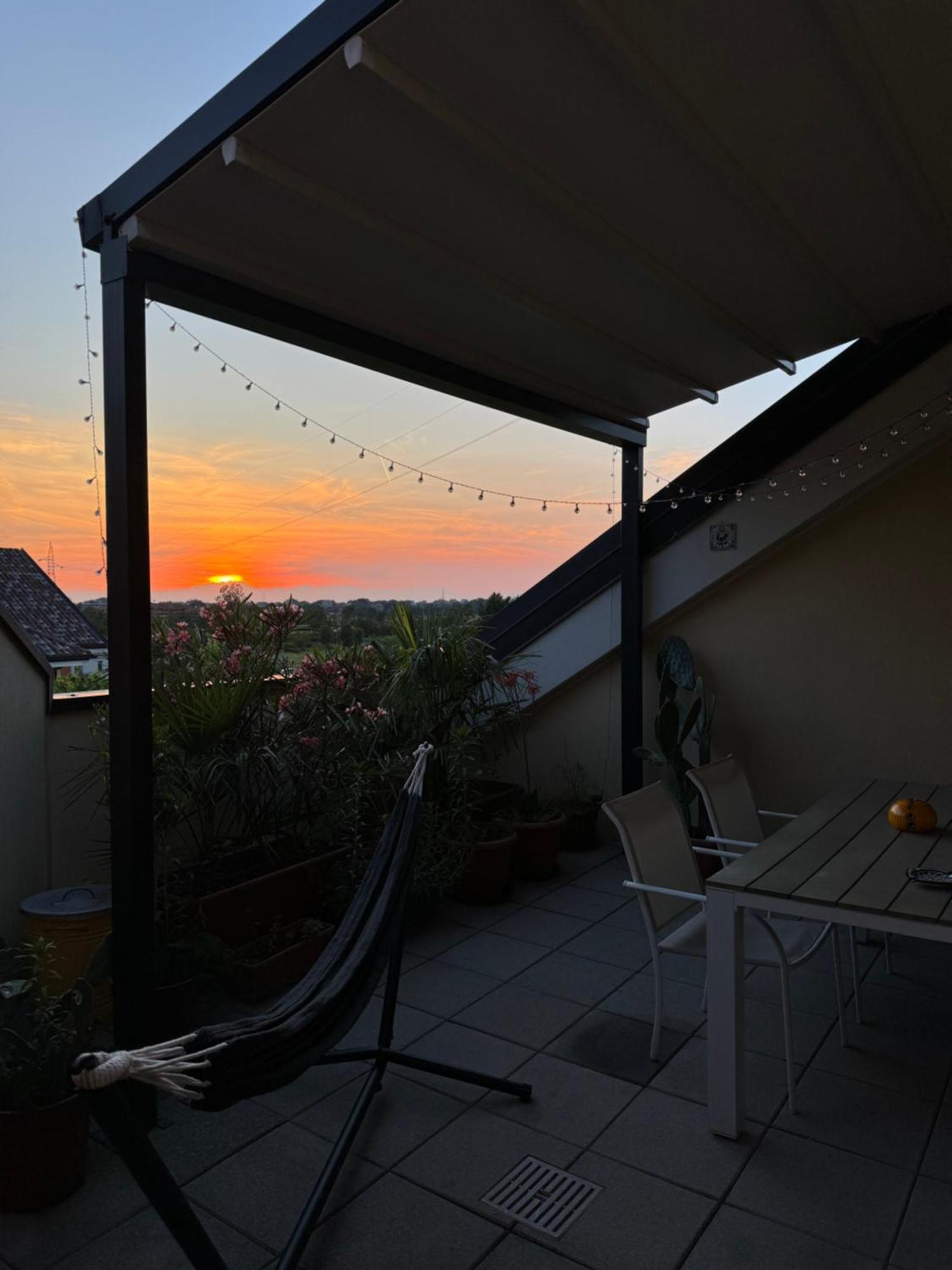 Flat With Terrace Close To Forum And Milanofiori Metro Assago Buitenkant foto