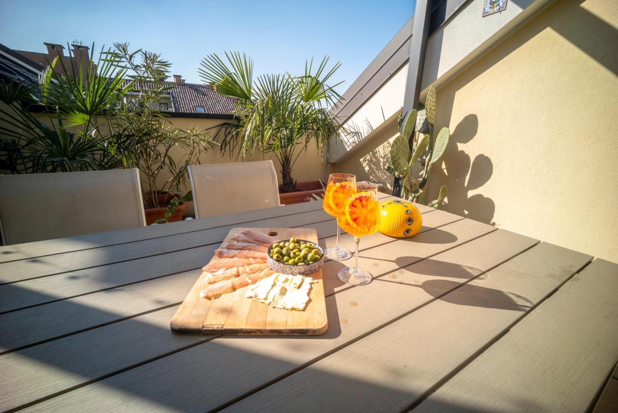 Flat With Terrace Close To Forum And Milanofiori Metro Assago Buitenkant foto