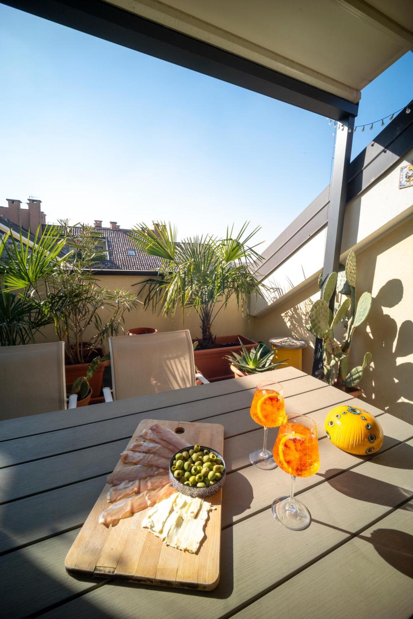 Flat With Terrace Close To Forum And Milanofiori Metro Assago Buitenkant foto